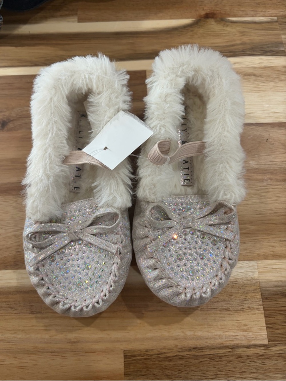 Kelly & Katie Girls Beige Pink Sparkle Faux Fur Moccasin Slippers
